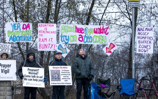 Scotland: Buffer zone law passed to protect abortion clinics
